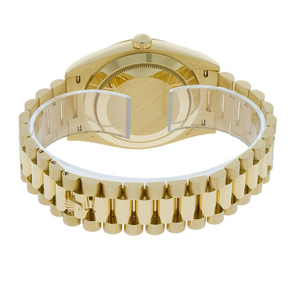 Rolex Day-Date 40 228238